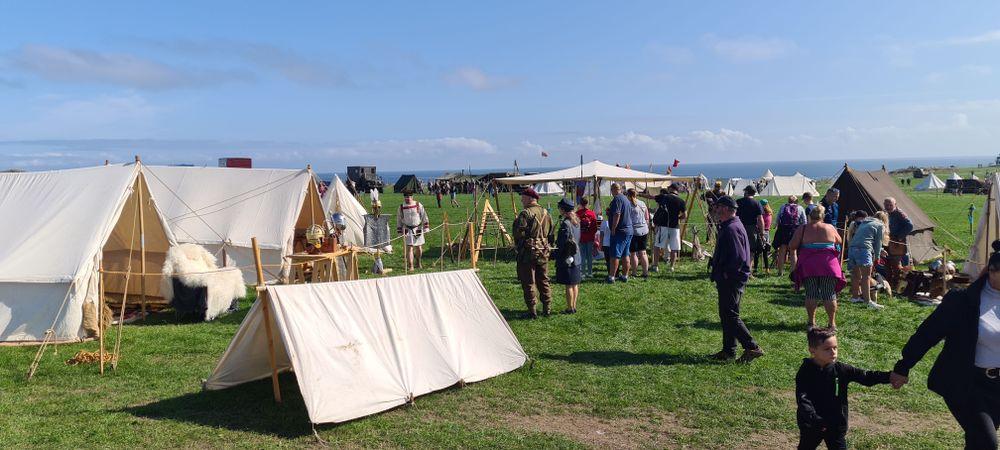 Open-plan camp display